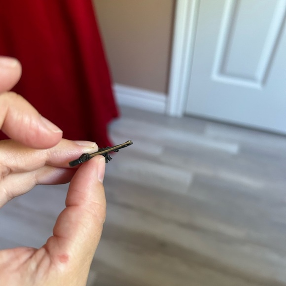 4/$50 vintage 1900 minimalist Black Floral bar brooch Pin 💚 - Picture 9 of 9